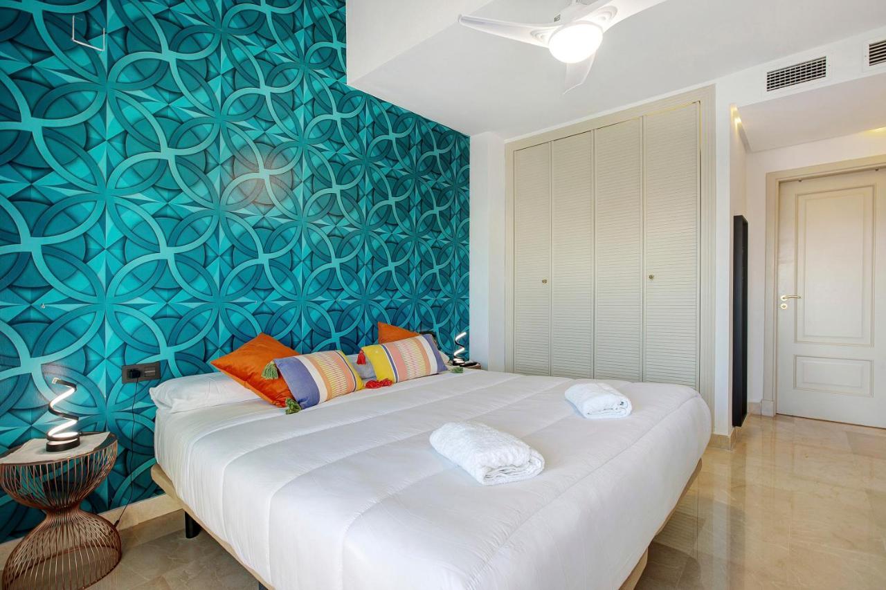 Luxury In Puerto Marina Appartement Benalmádena Buitenkant foto