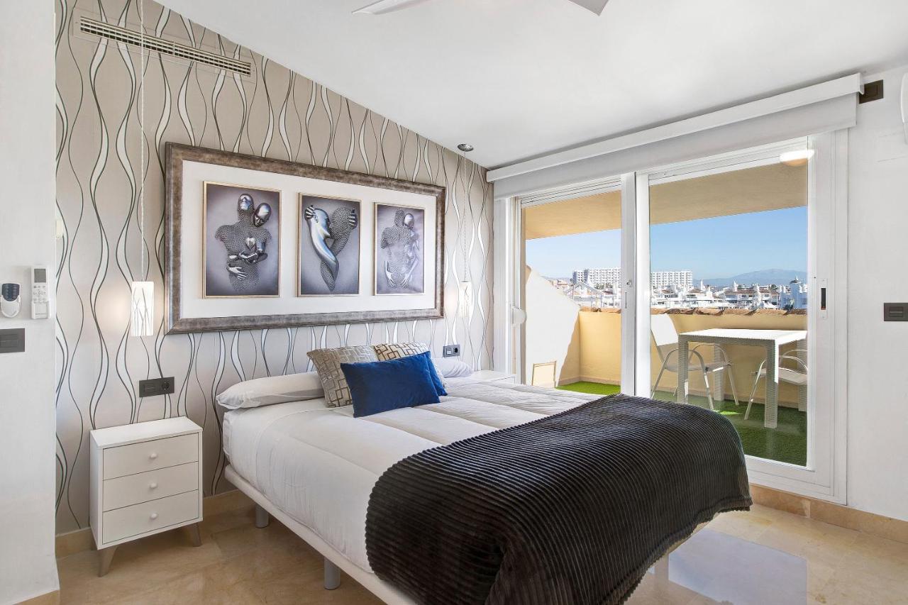 Luxury In Puerto Marina Appartement Benalmádena Buitenkant foto