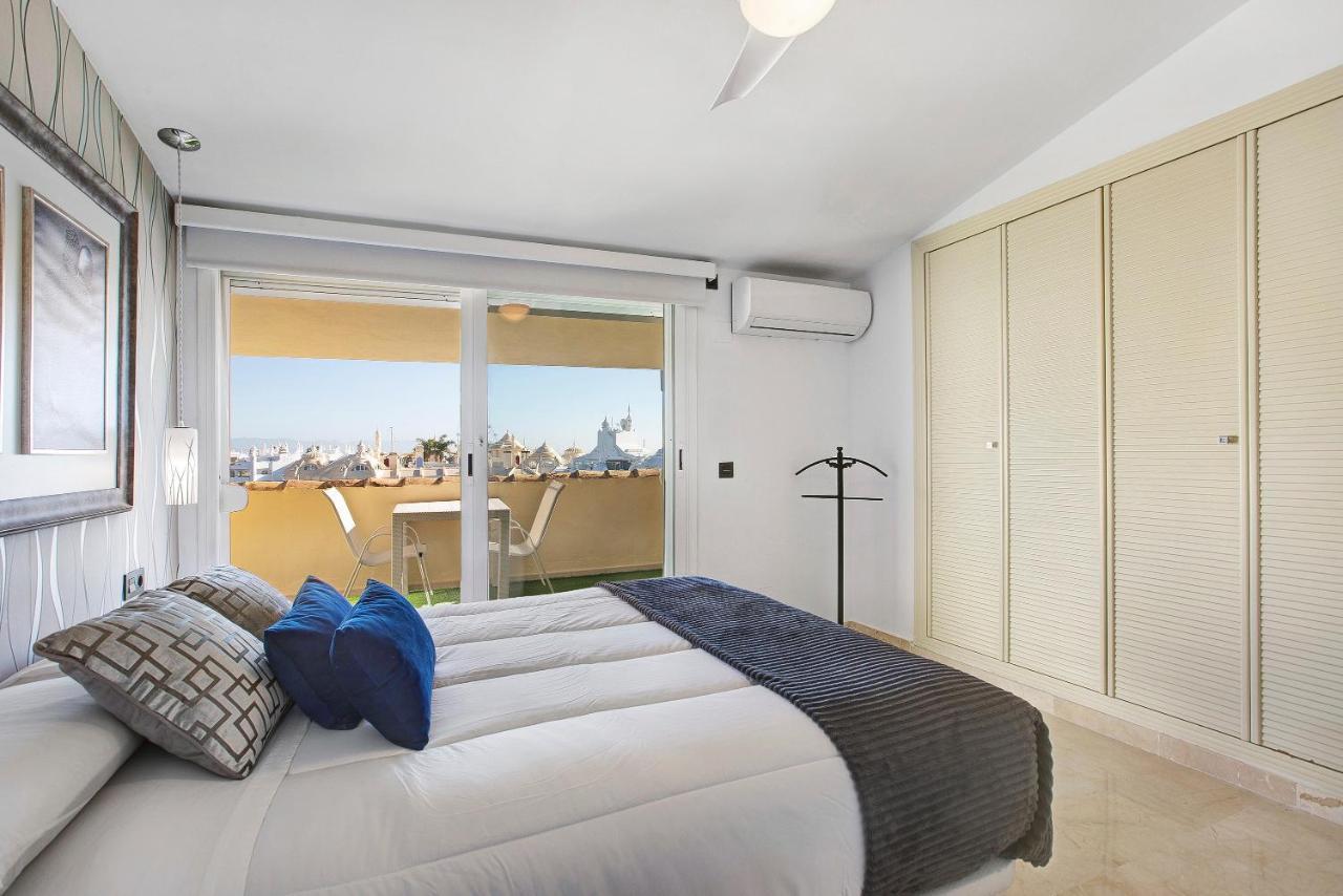 Luxury In Puerto Marina Appartement Benalmádena Buitenkant foto