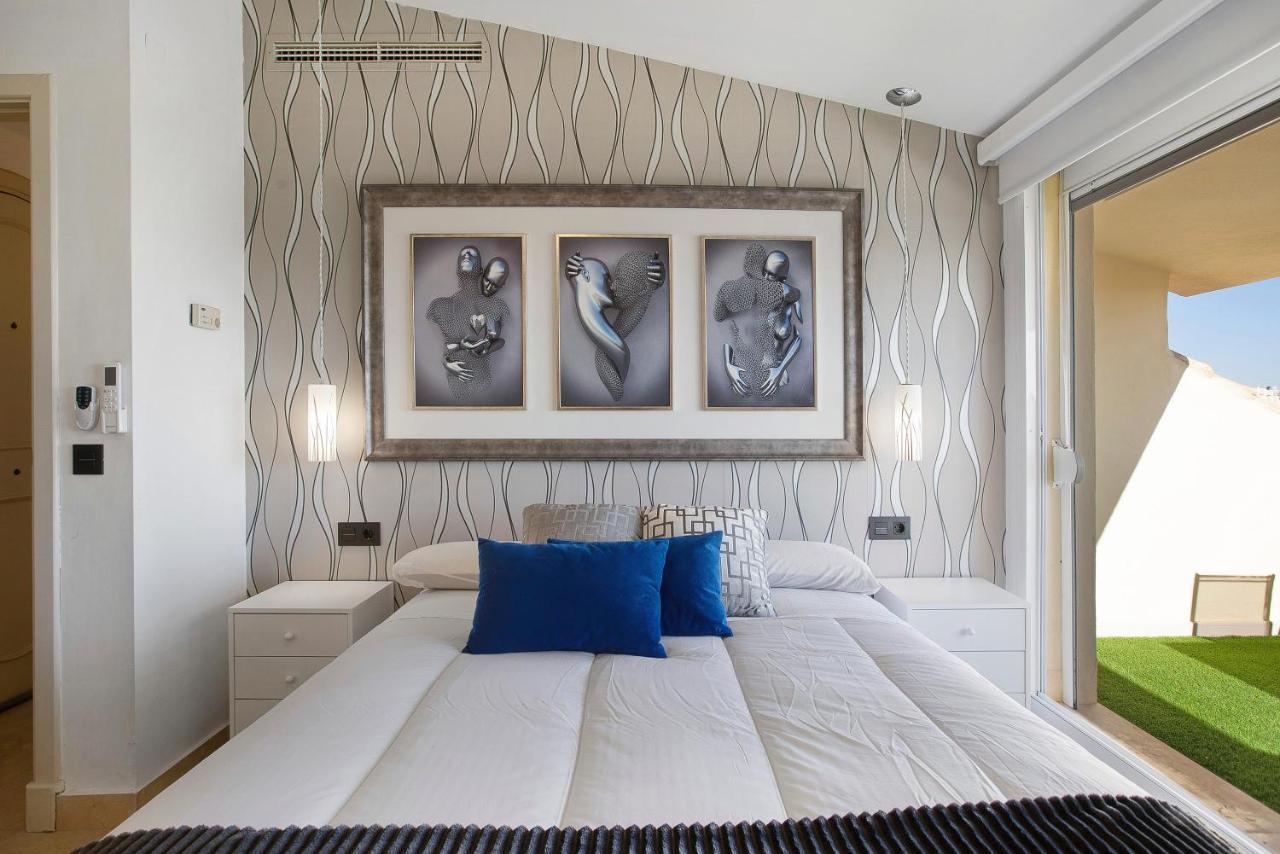 Luxury In Puerto Marina Appartement Benalmádena Buitenkant foto