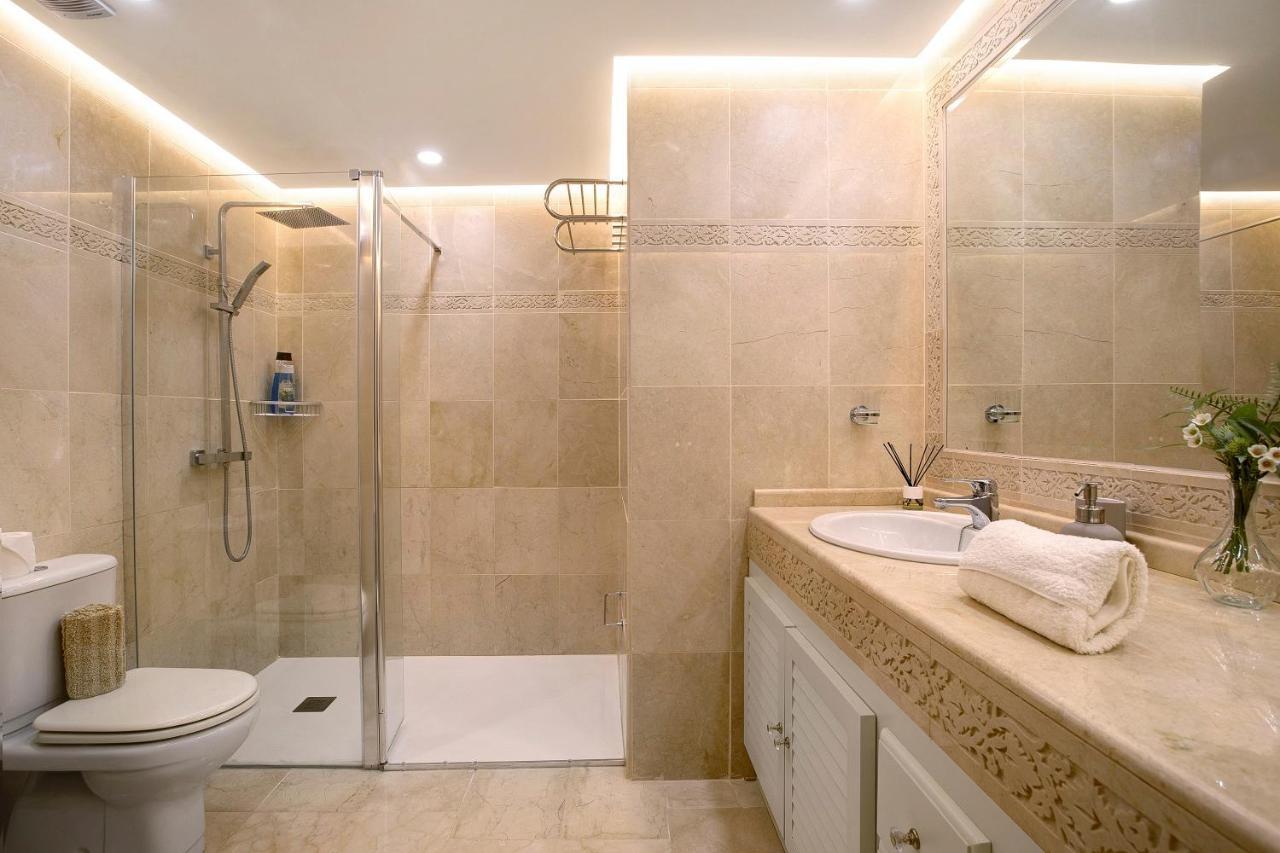 Luxury In Puerto Marina Appartement Benalmádena Buitenkant foto